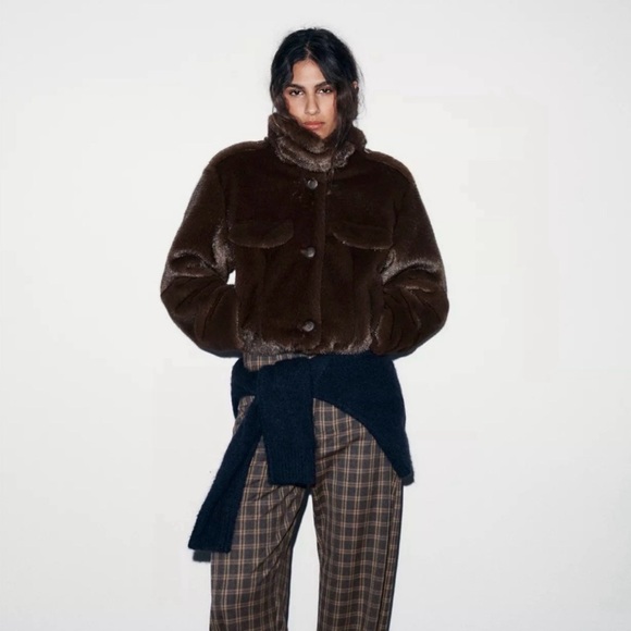 NWT Zara Faux Fur bomber jacket - size medium - Picture 2 of 11